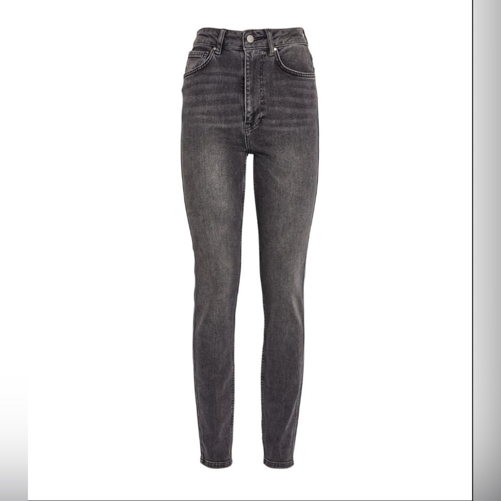 Levi’s High-Rise Skinny 25